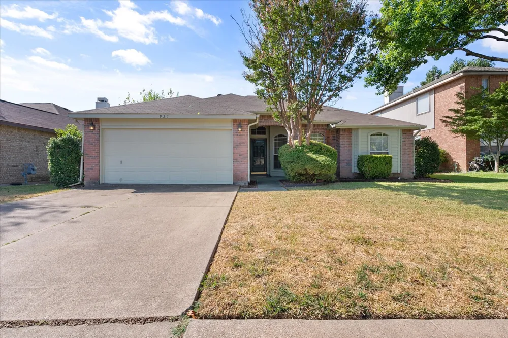926 Tennis Villa Drive Arlington, TX 76017