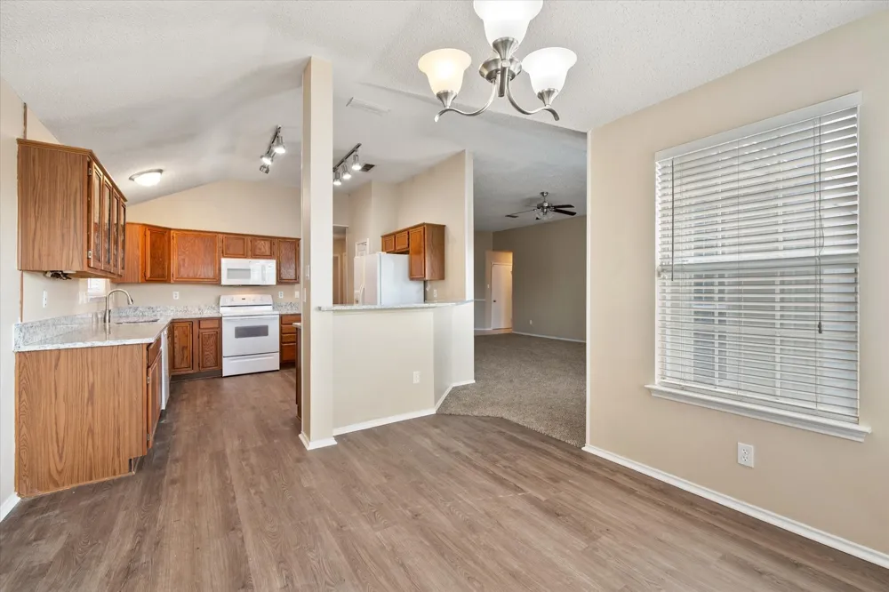 926 Tennis Villa Drive Arlington, TX 76017