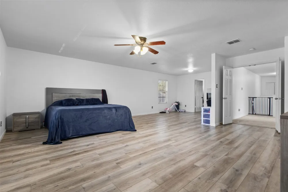 8005 York Beach Place Arlington, TX 76002