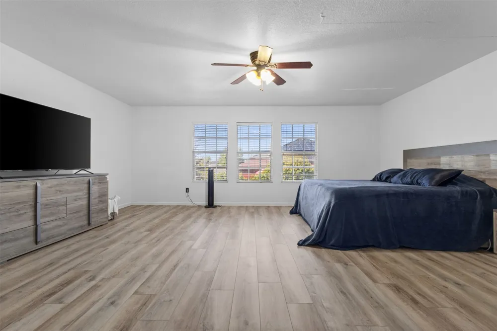8005 York Beach Place Arlington, TX 76002