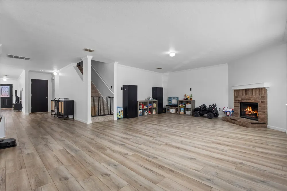 8005 York Beach Place Arlington, TX 76002