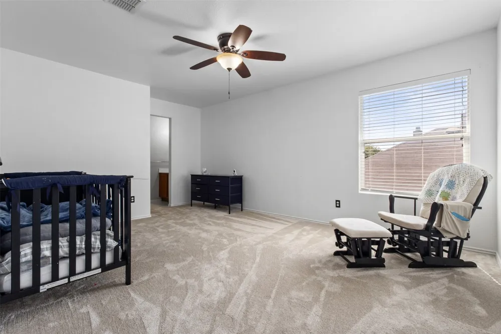 8005 York Beach Place Arlington, TX 76002