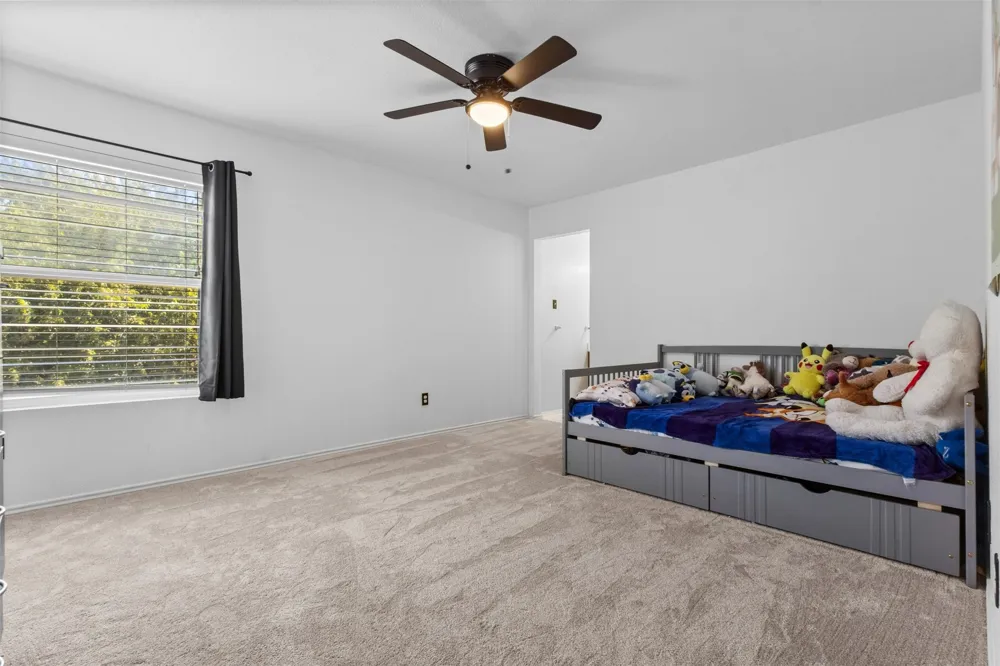 8005 York Beach Place Arlington, TX 76002