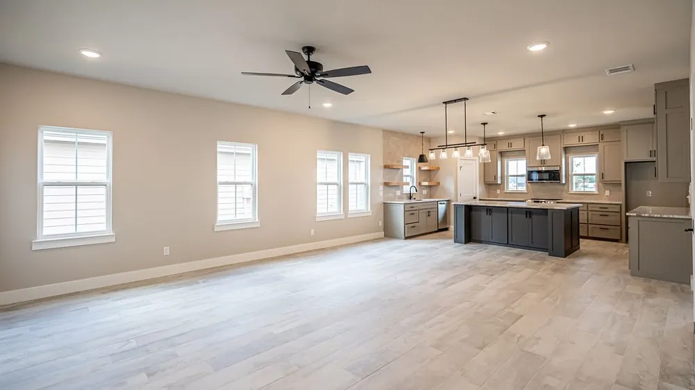 2204 Salina Circle Granbury, TX 76048