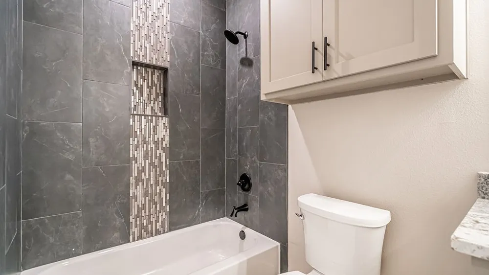 2204 Salina Circle Granbury, TX 76048