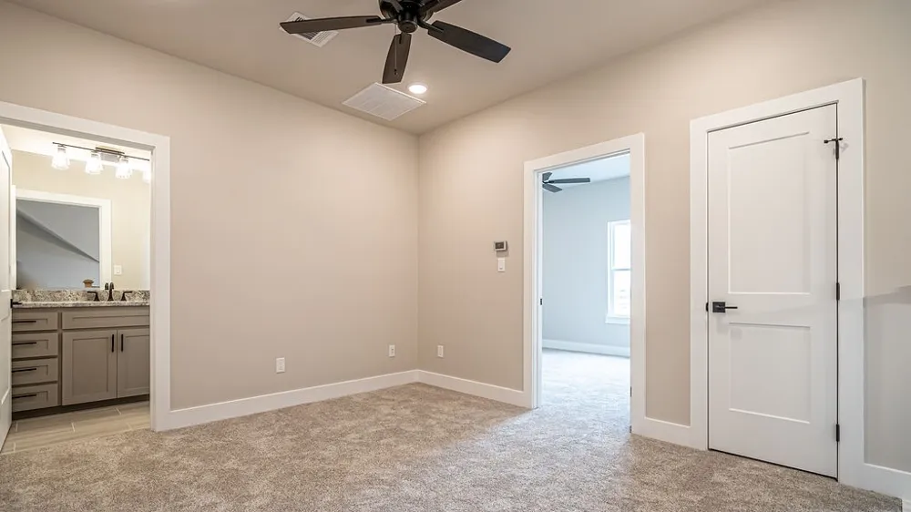 2204 Salina Circle Granbury, TX 76048