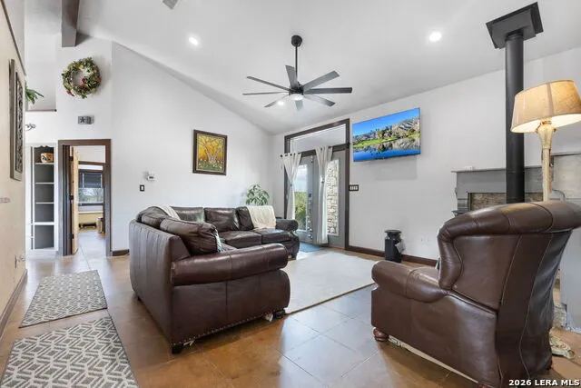 145 ROUGH CREEK RD Mountain Home, TX 78058