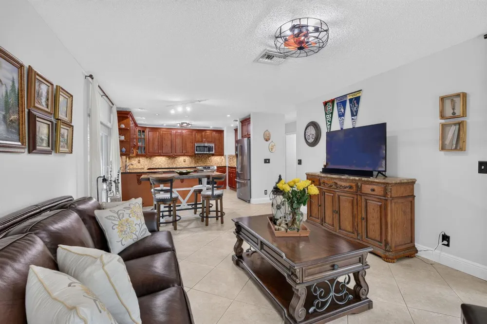 10531 NW 11TH COURT Plantation, FL 33322
