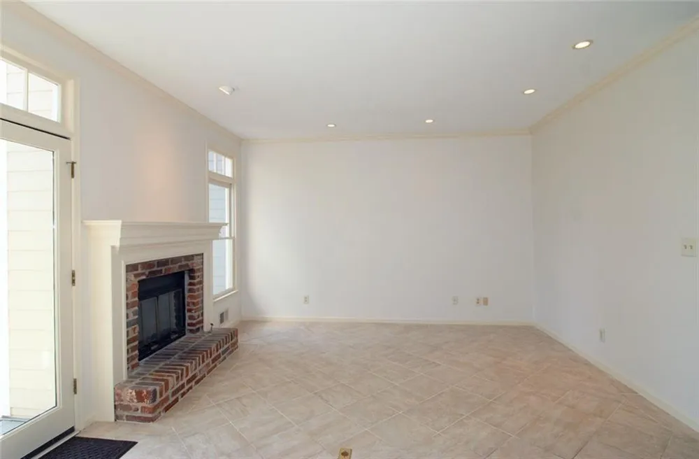 128 River Ridge Lane Roswell, GA 30075