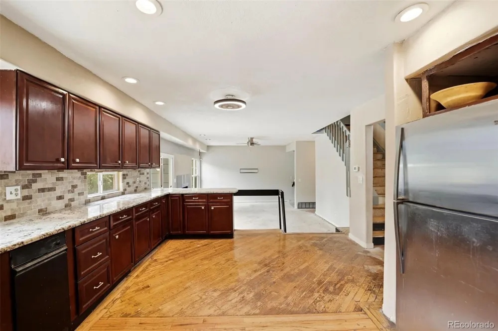4870 Champagne Drive Colorado Springs, CO 80919