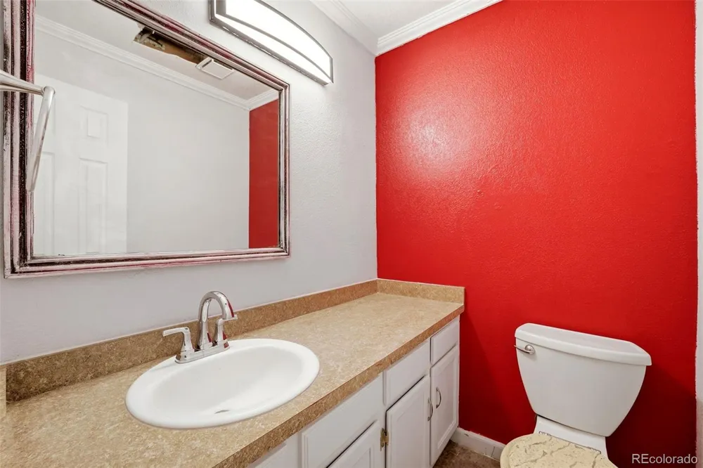 4870 Champagne Drive Colorado Springs, CO 80919