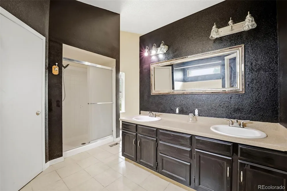 4870 Champagne Drive Colorado Springs, CO 80919