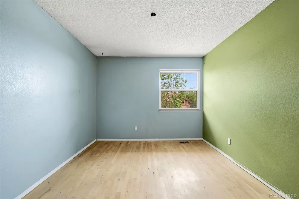 4870 Champagne Drive Colorado Springs, CO 80919