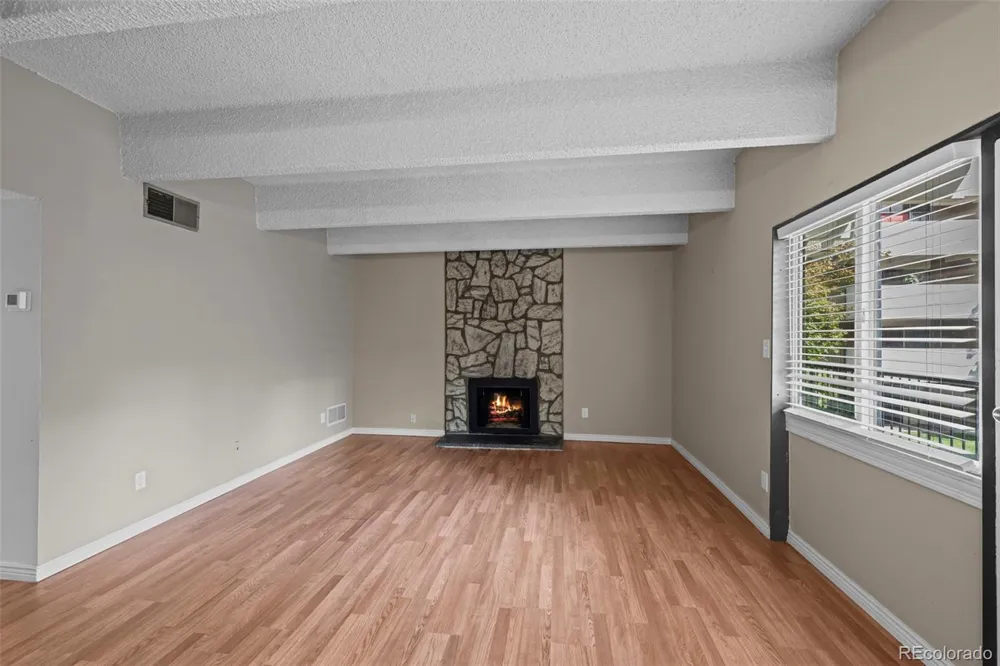 384 S Ironton Street #201 Aurora, CO 80012