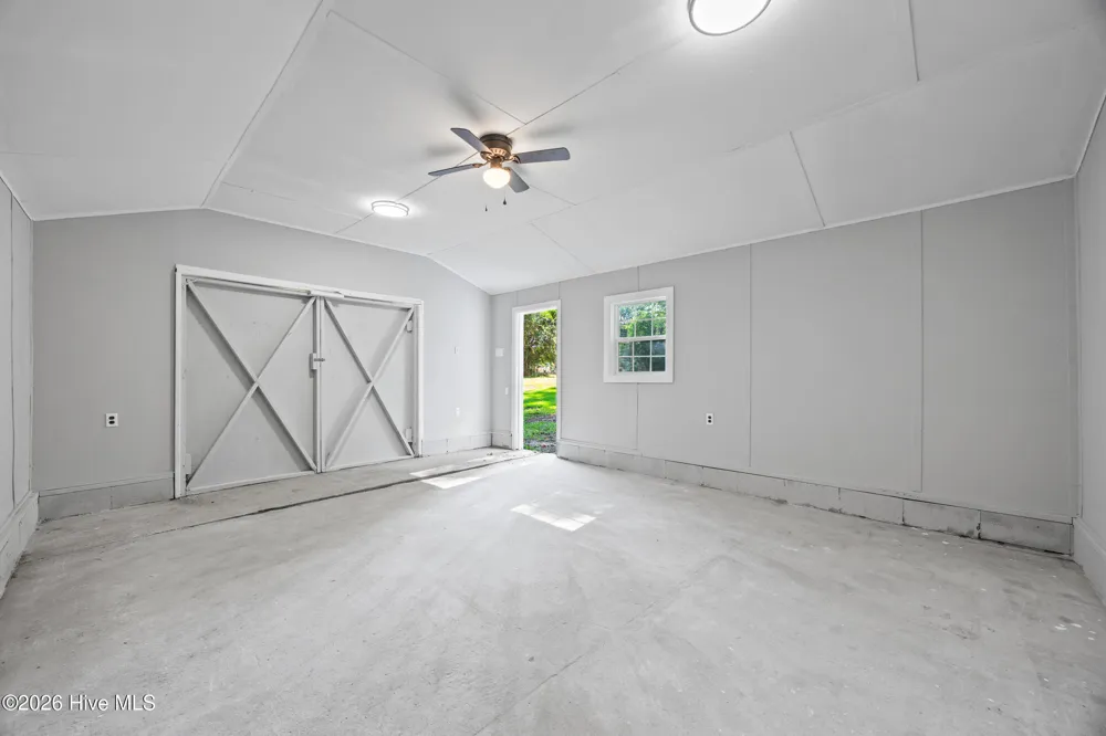 193 Peach Street Clarkton, NC 28433