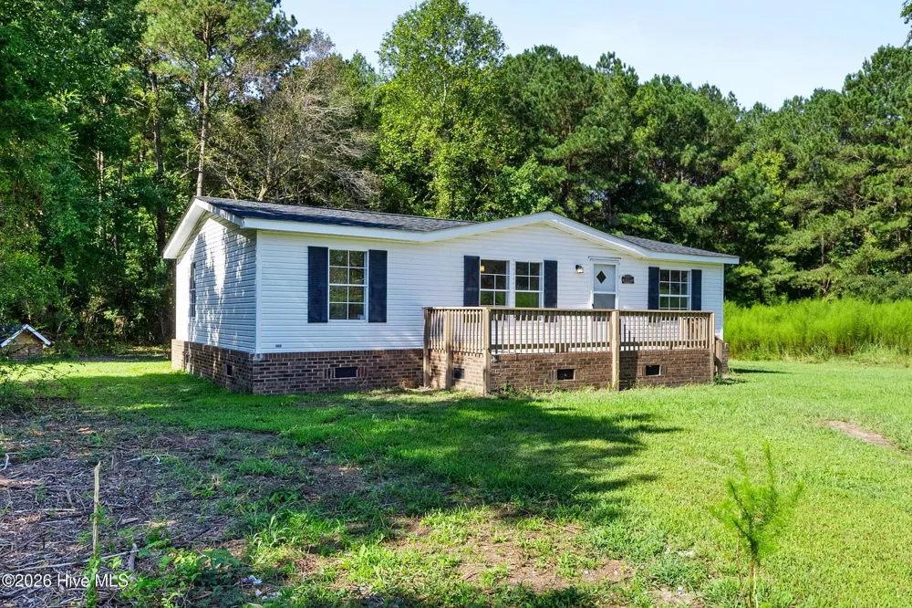 193 Peach Street Clarkton, NC 28433