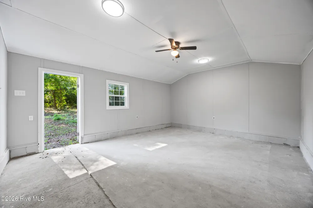 193 Peach Street Clarkton, NC 28433