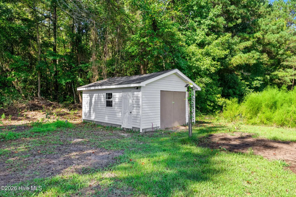 193 Peach Street Clarkton, NC 28433