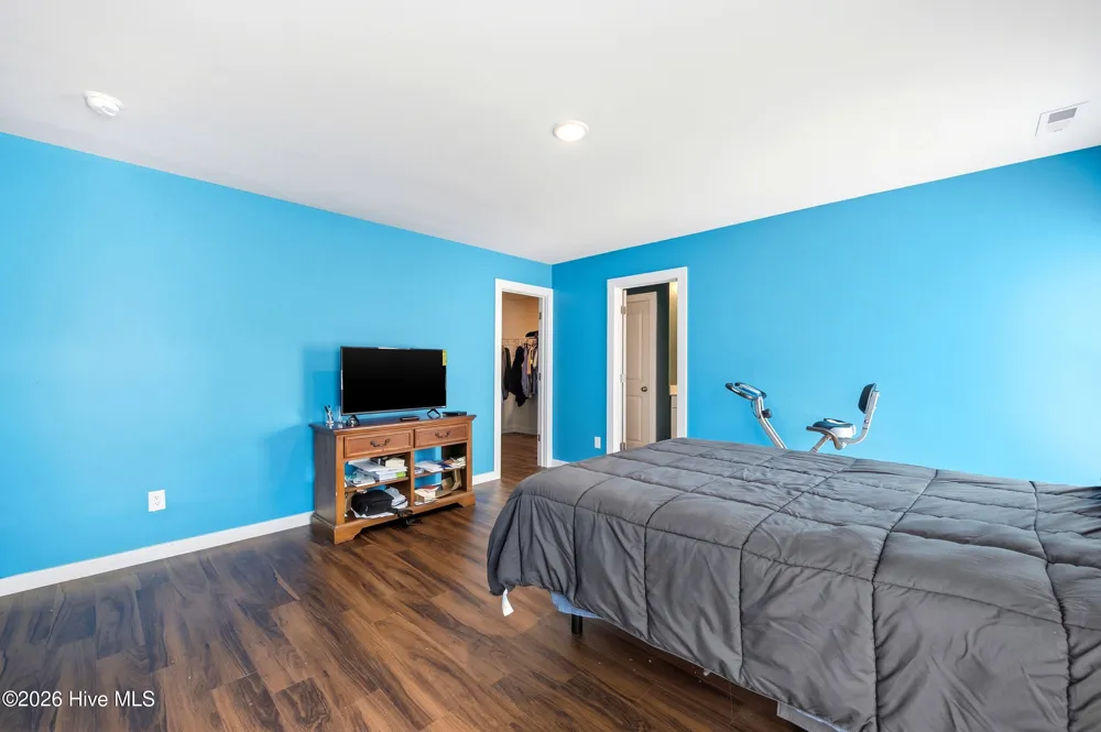910 Pine Needles Road Southport, NC 28461