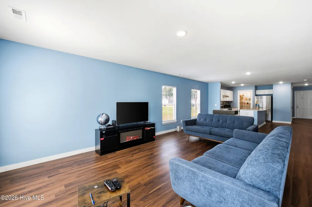 910 Pine Needles Road Southport, NC 28461