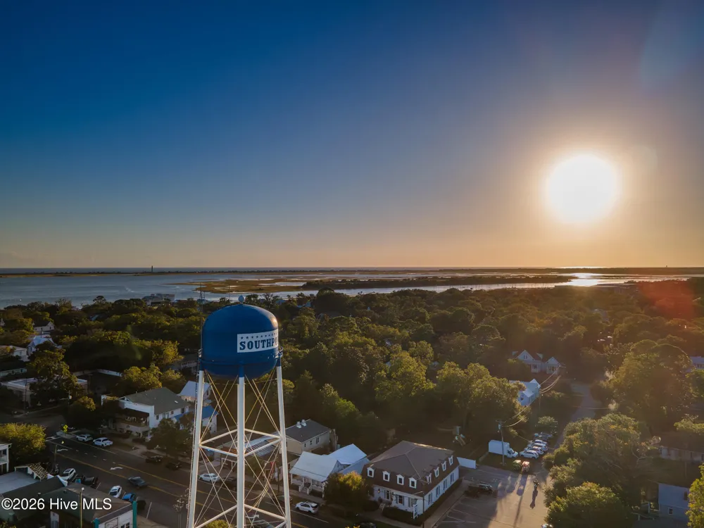 910 Pine Needles Road Southport, NC 28461