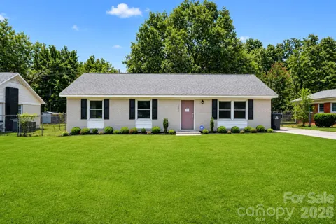 1240 Glenarden Drive