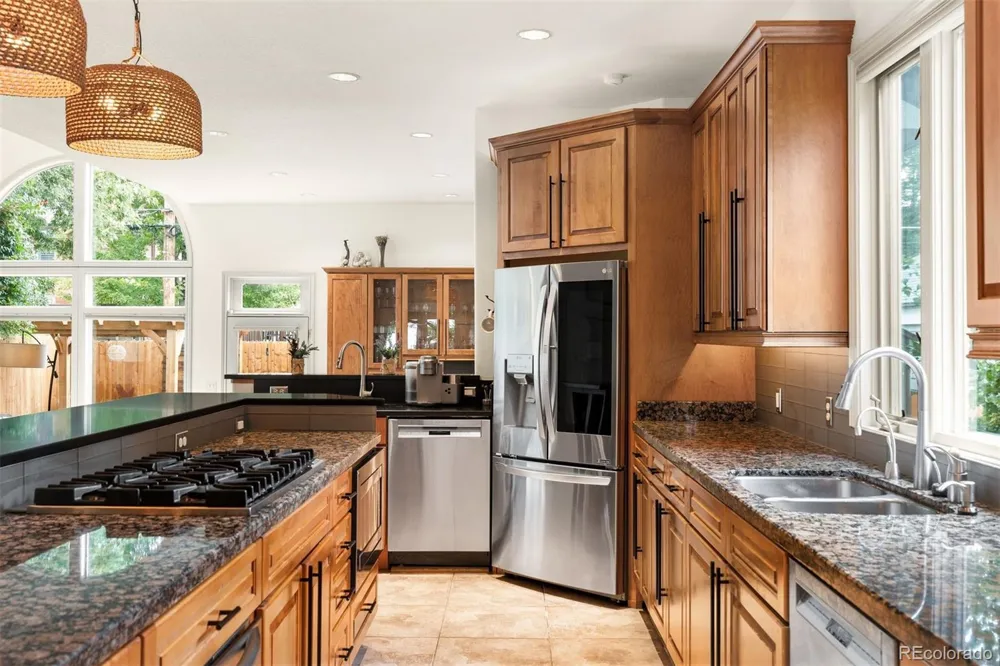 960 S High Street Denver, CO 80209