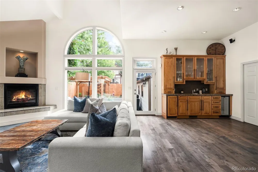 960 S High Street Denver, CO 80209
