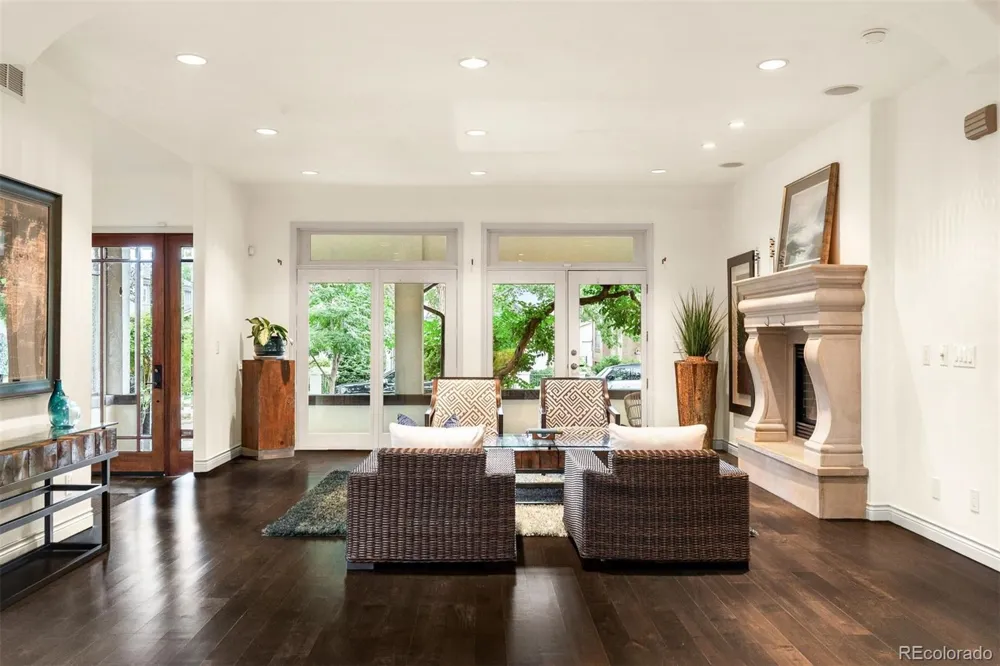 960 S High Street Denver, CO 80209