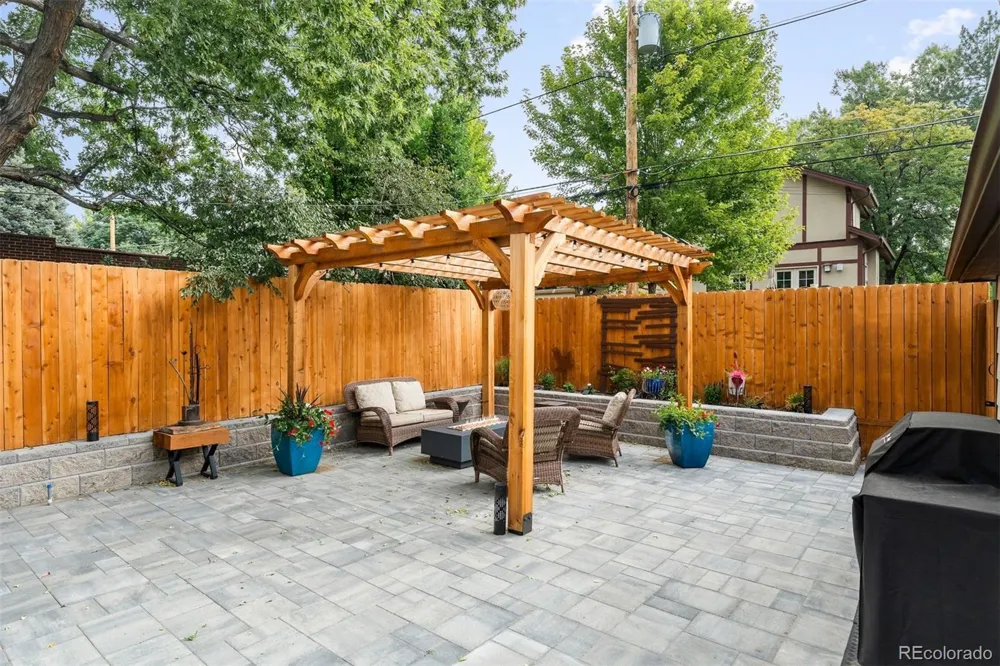 960 S High Street Denver, CO 80209