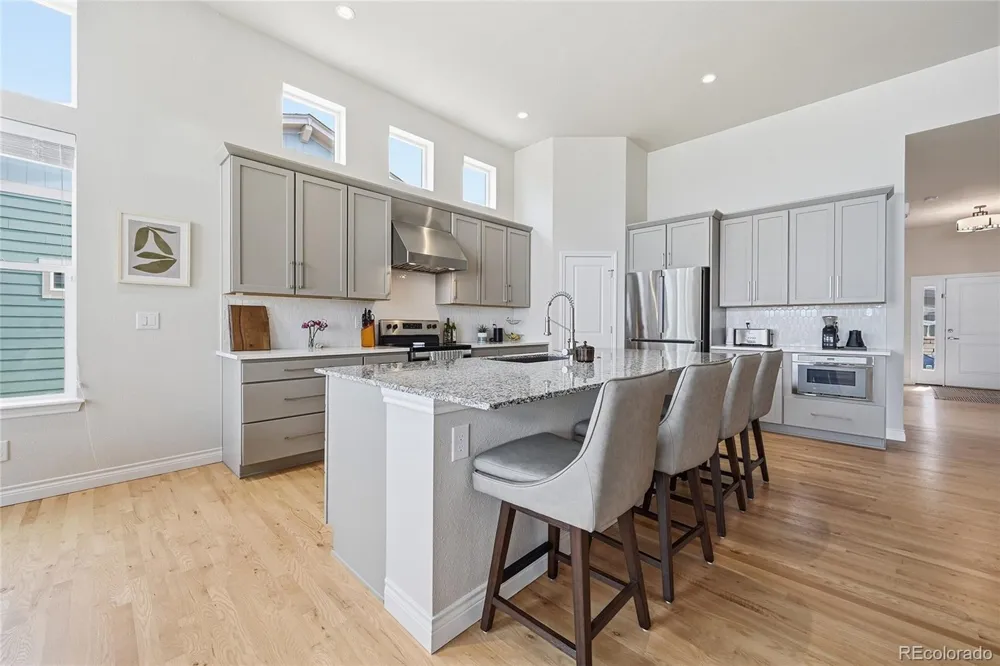 19085 W 94th Avenue Arvada, CO 80007