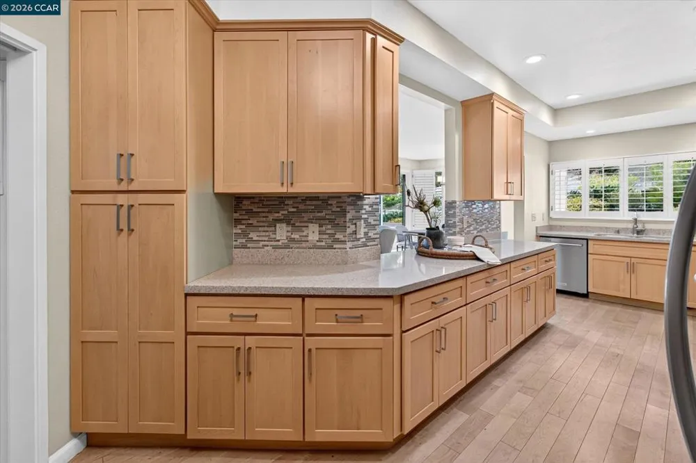 1812 Stanley Dollar Dr #4A Walnut Creek, CA 94595