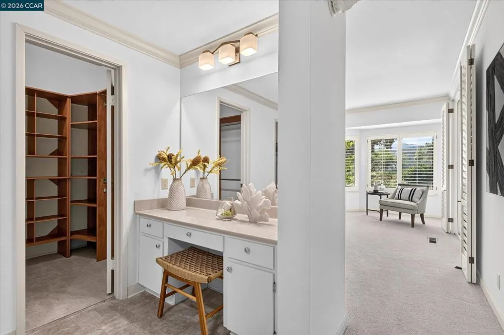 1812 Stanley Dollar Dr #4A Walnut Creek, CA 94595