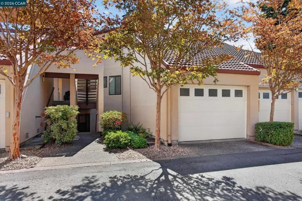 1812 Stanley Dollar Dr #4A Walnut Creek, CA 94595