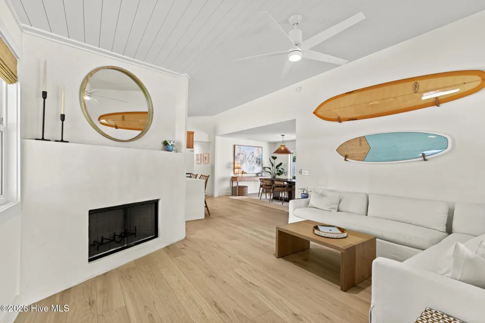 21 Island Drive Wrightsville Beach, NC 28480