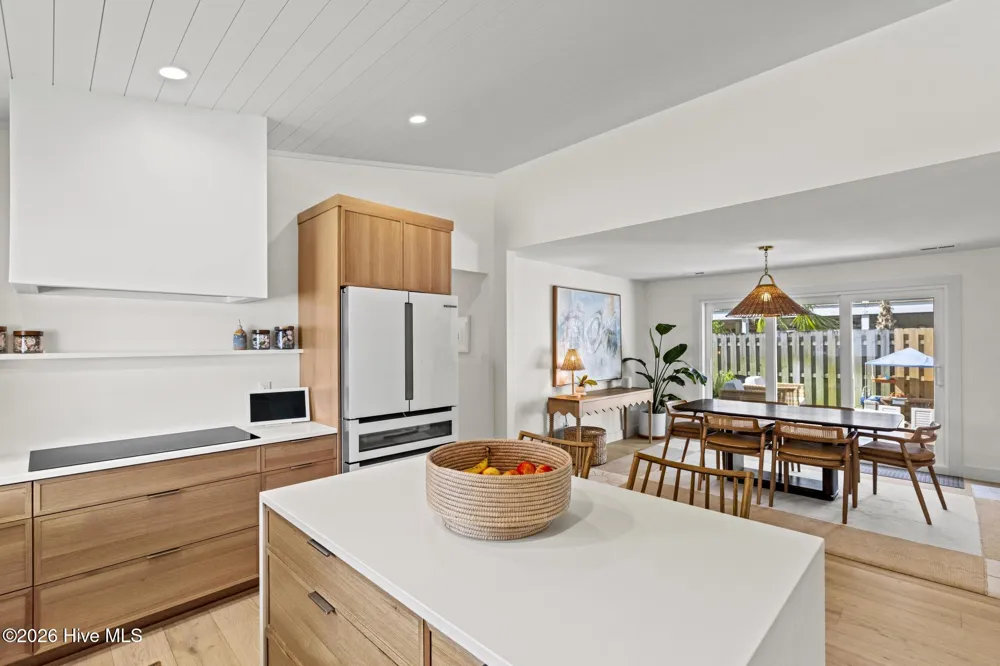 21 Island Drive Wrightsville Beach, NC 28480