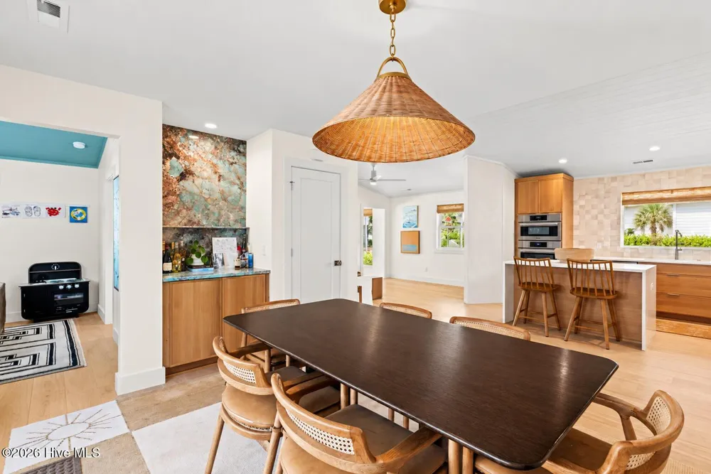 21 Island Drive Wrightsville Beach, NC 28480