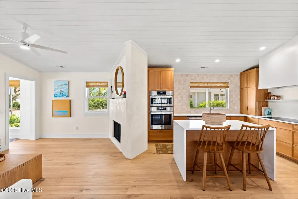 21 Island Drive Wrightsville Beach, NC 28480