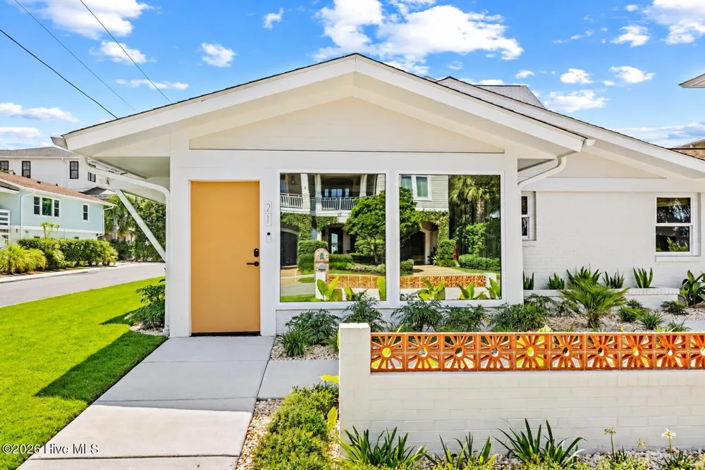 21 Island Drive Wrightsville Beach, NC 28480
