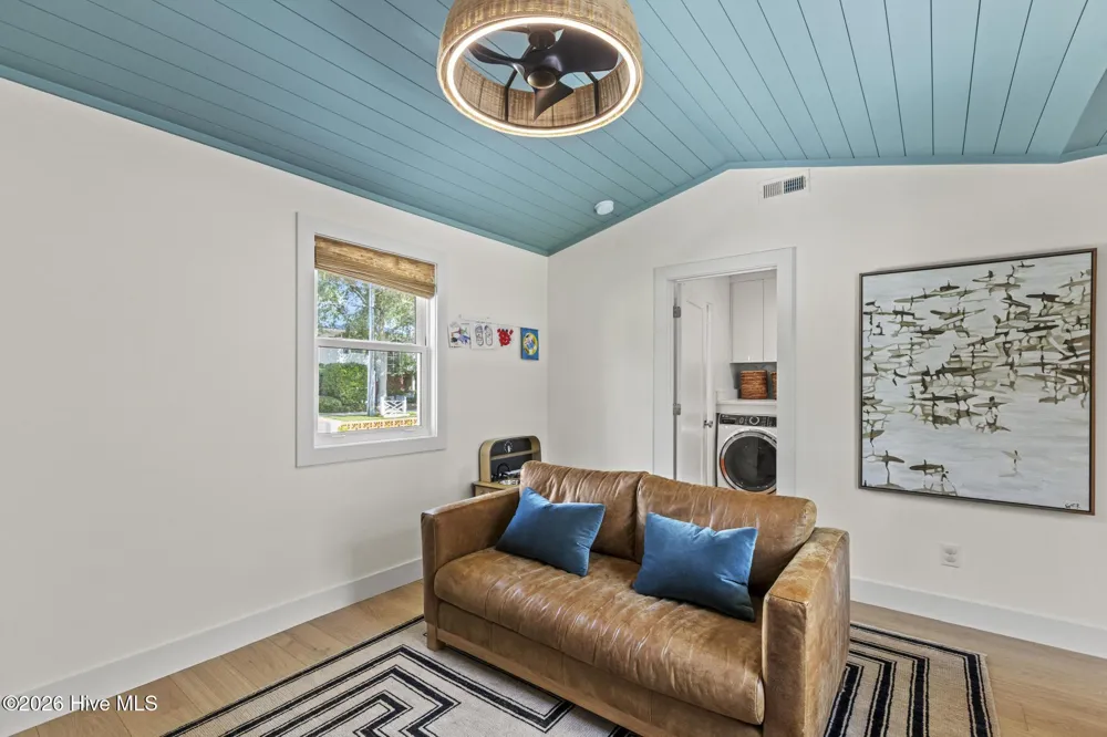 21 Island Drive Wrightsville Beach, NC 28480
