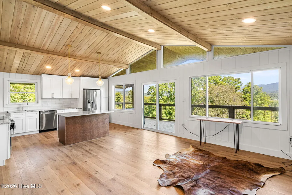 505 Hyatt Creek Road Marble, NC 28905