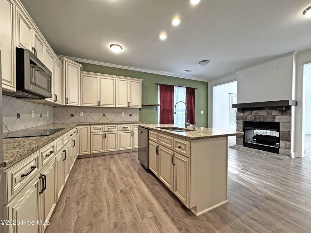 265 Dewey Drive Aberdeen, NC 28315