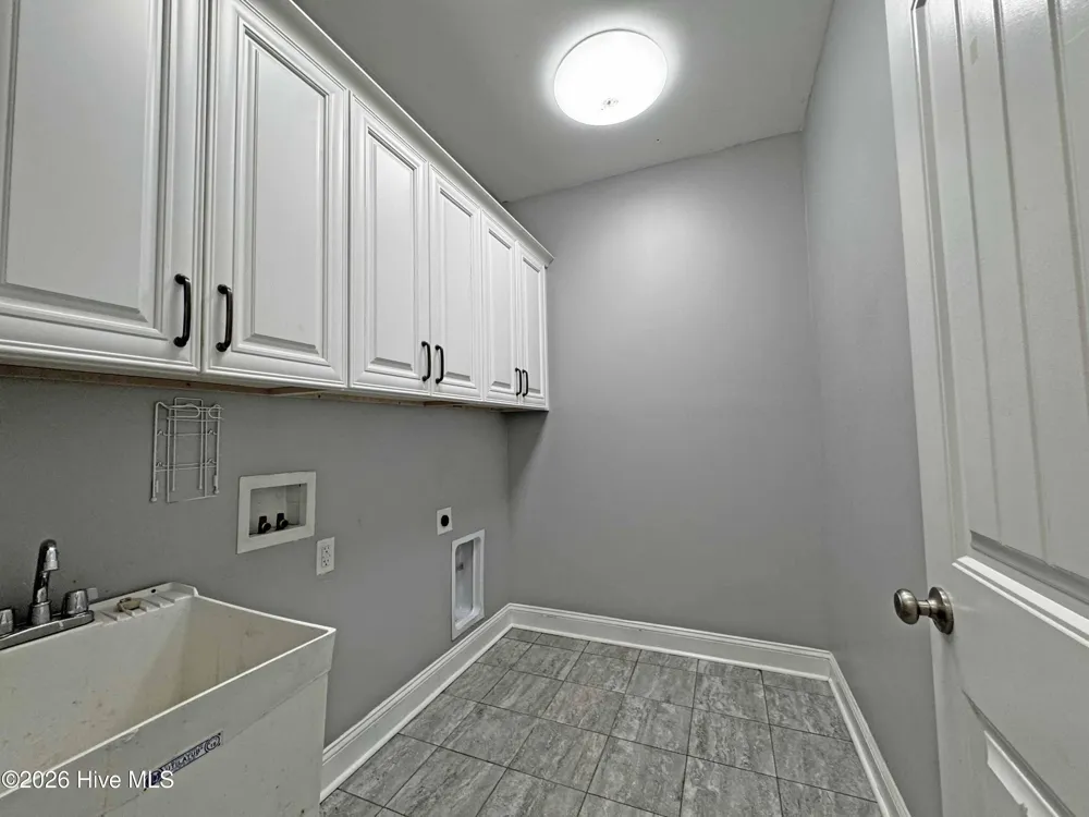 265 Dewey Drive Aberdeen, NC 28315