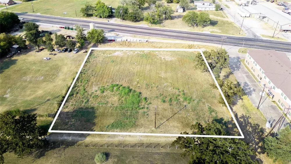 Ave E Somerville, TX 77879