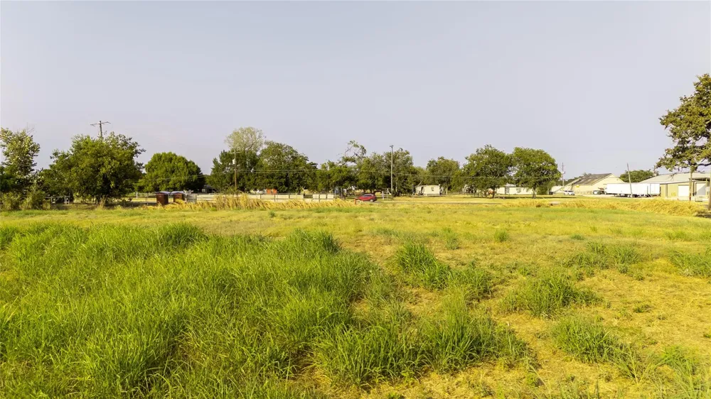Ave E Somerville, TX 77879