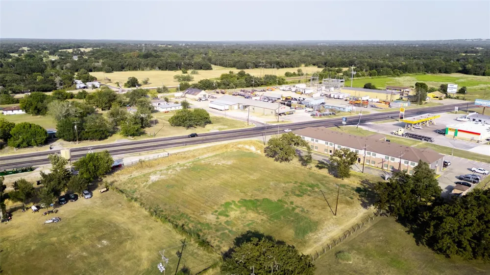 Ave E Somerville, TX 77879