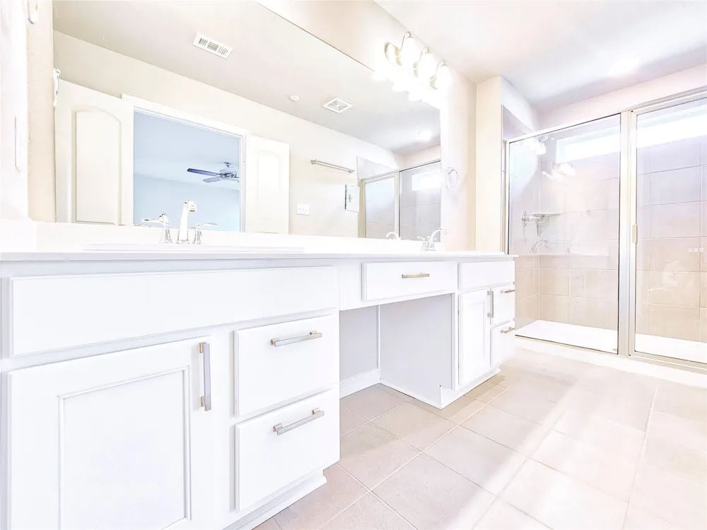 8002 Scanlan Trace Missouri City, TX 77459