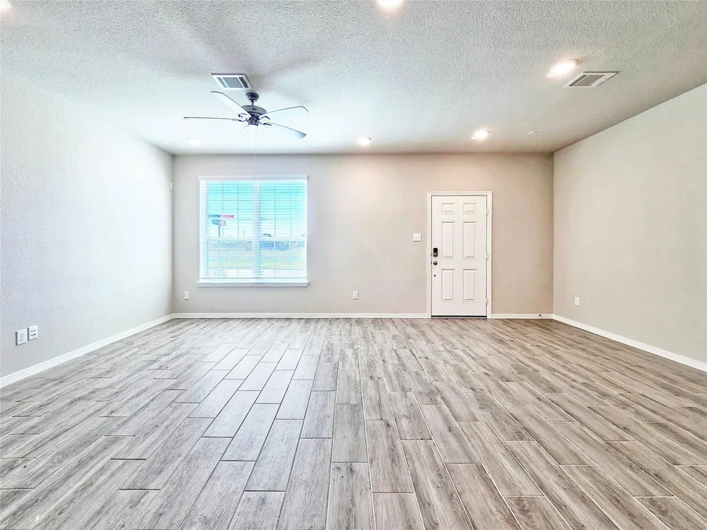 8002 Scanlan Trace Missouri City, TX 77459