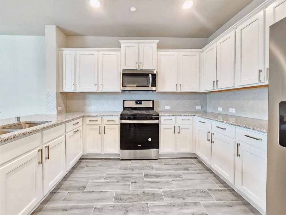 8002 Scanlan Trace Missouri City, TX 77459