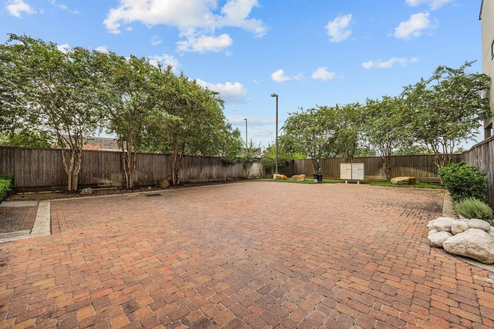 2650 Fountain Key Boulevard Houston, TX 77008